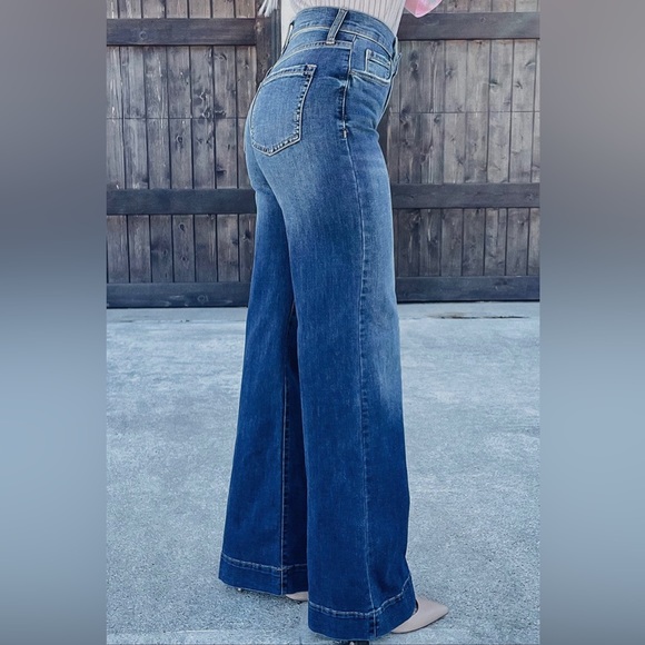 Denim - BLUE HIGH RISE WIDE LEG JEANS